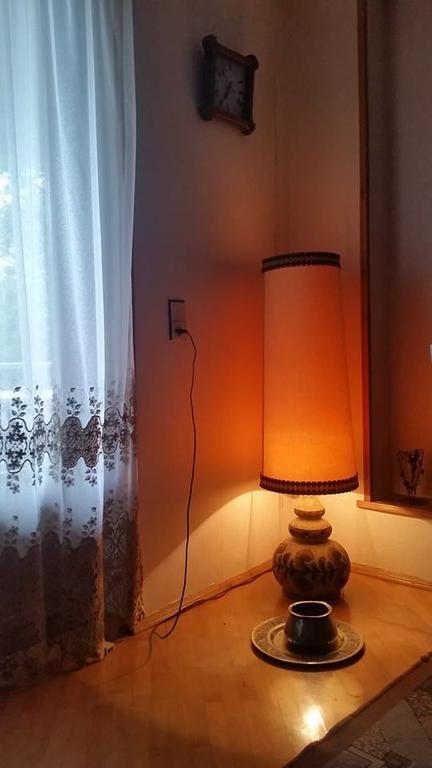 Omsi House 호텔 텔라비 외부 사진