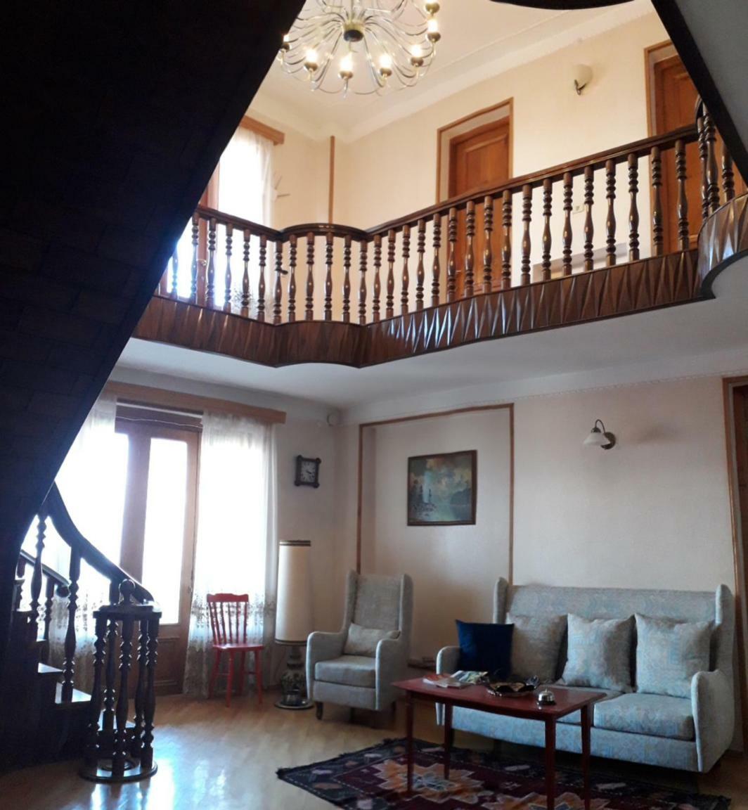 Omsi House 호텔 텔라비 외부 사진