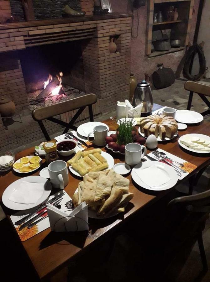 Omsi House 호텔 텔라비 외부 사진